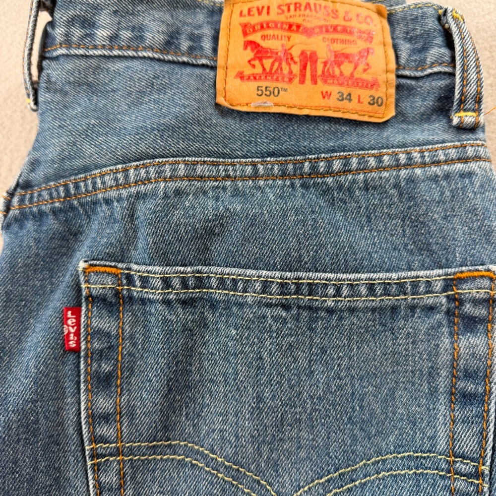 Levis 550 Relaxed Fit Tapered Leg Medium Wash Denim Jeans Mens 34x30